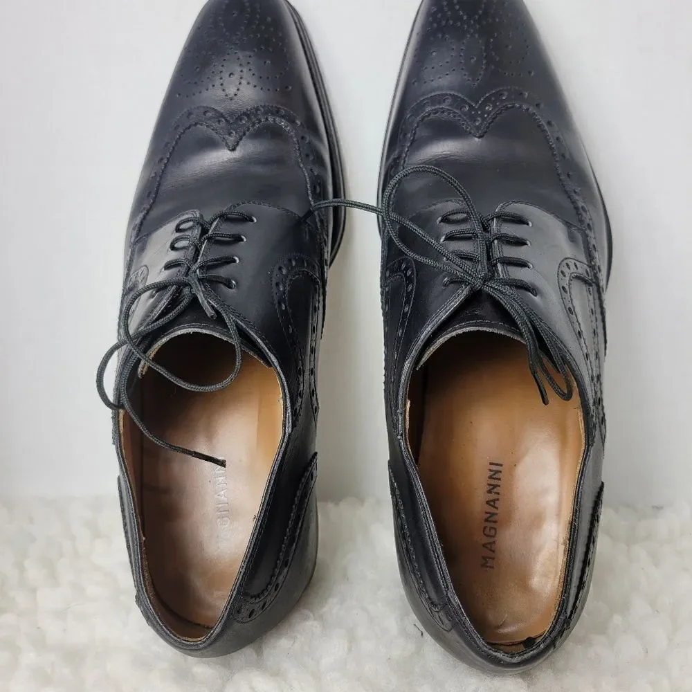 Magnanni Mens Shoes  Size 8.5  Brogue Wingtip Black Leather Derby Oxford 13974